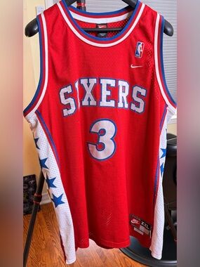 Beautiful Nike Philadelphia 76ers Allen Iverson #3 NBA Jersey!!!